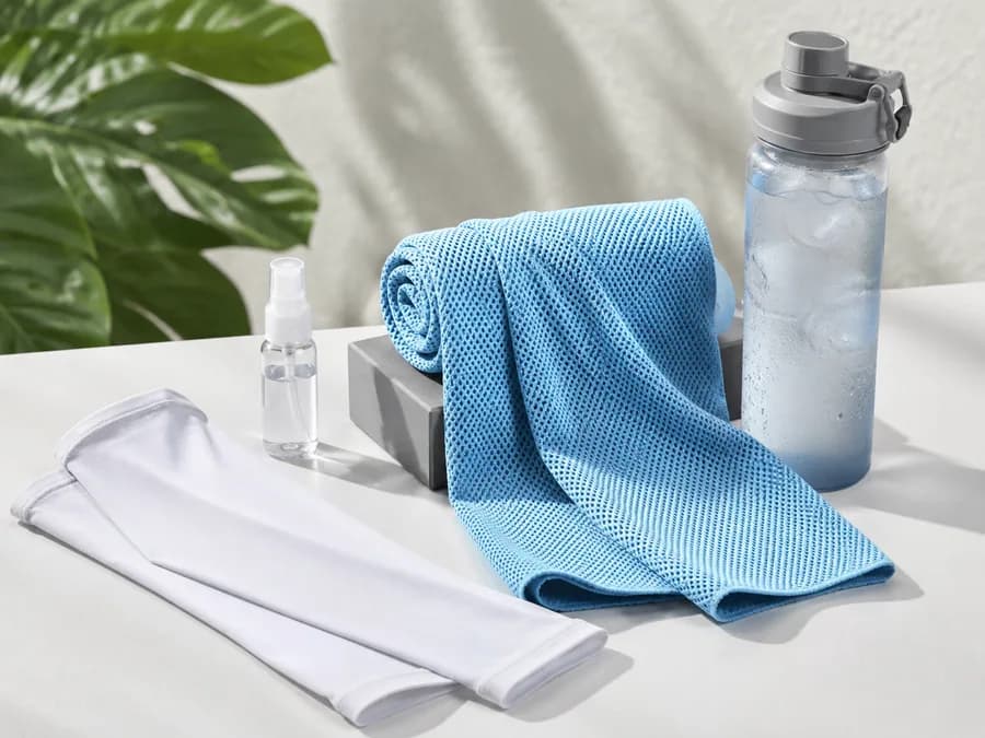 Cooling Towel and Sun Sleeve Bundle Product Image Cooling towel and sun sleeve bundle with water bottle for summer cooling product sourcing